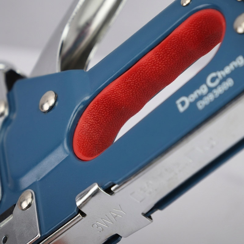 Pistola Sparachiodi 3-in-1 in  - Nail Gun Brad recensione e prezzo